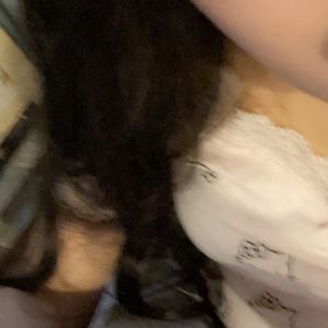 Meet your Posher, Naomi victoria